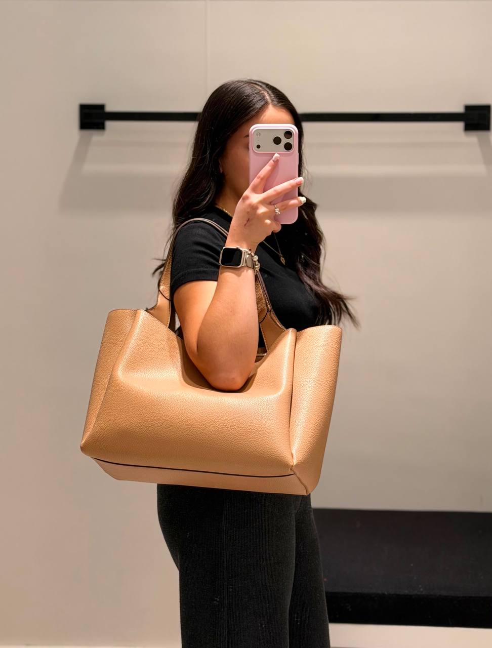 DKNY ‼️РАСПРОДАЖА СУМОК‼️ 🏷️ 60$ (срочный выкуп)