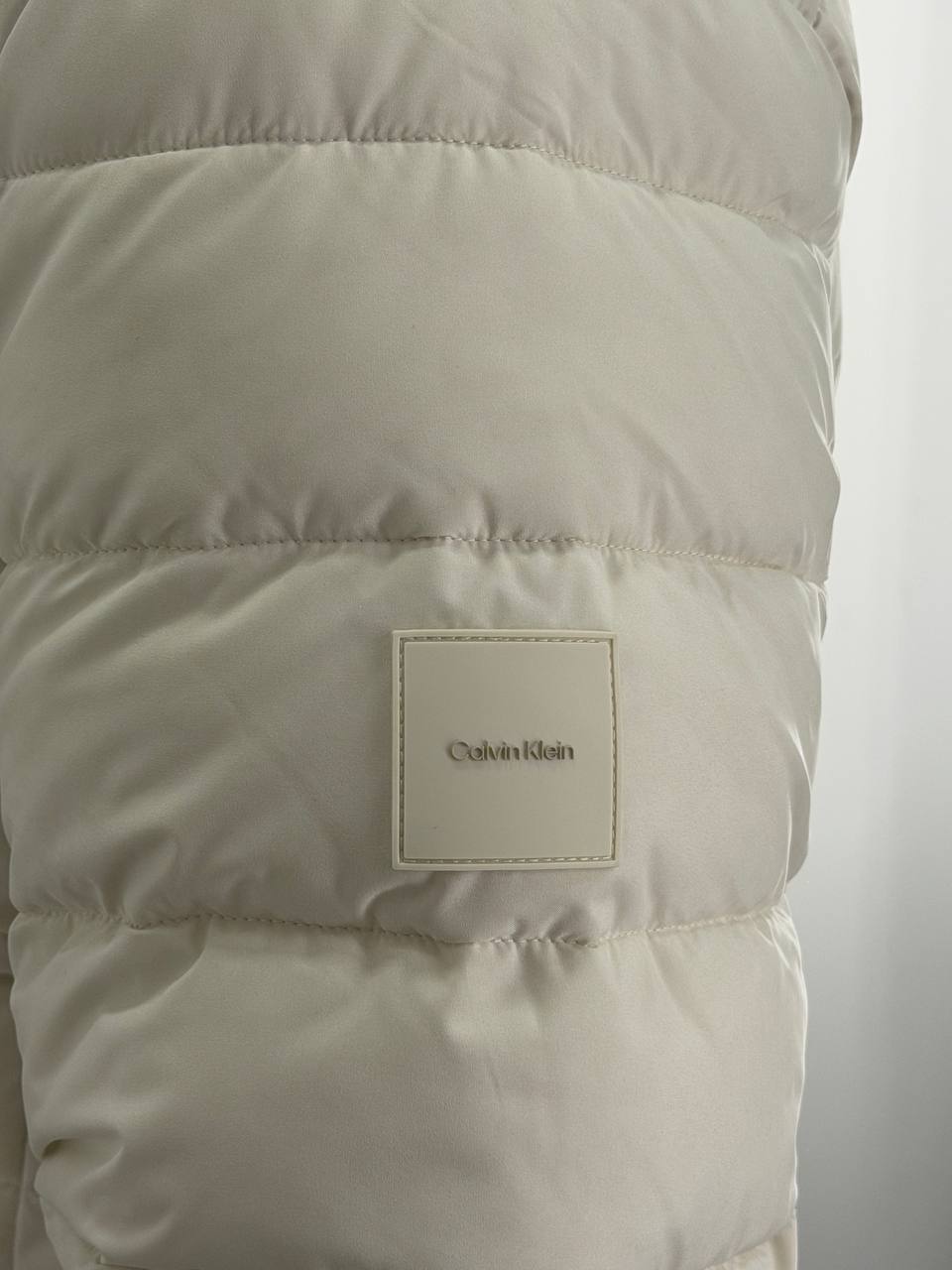CALVIN KLEIN 🏷️ 61$