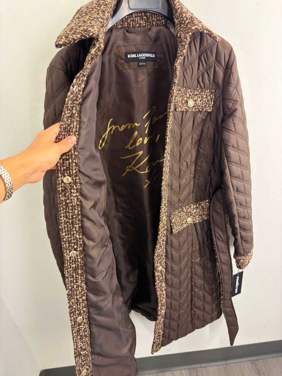 KARL LAGERFELD 🏷️ 112$