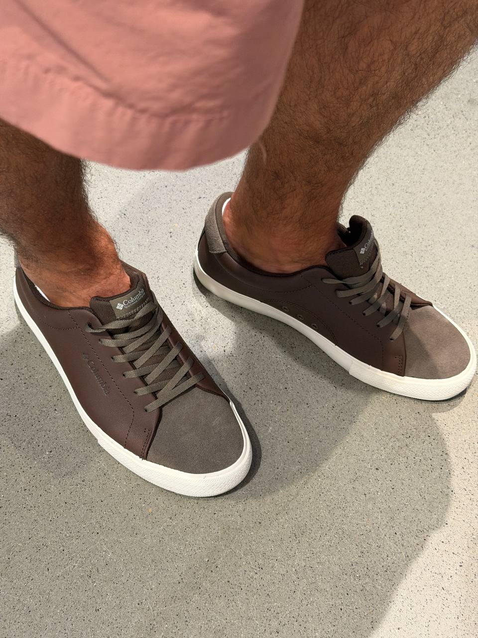COLUMBIA 🏷️ 53$