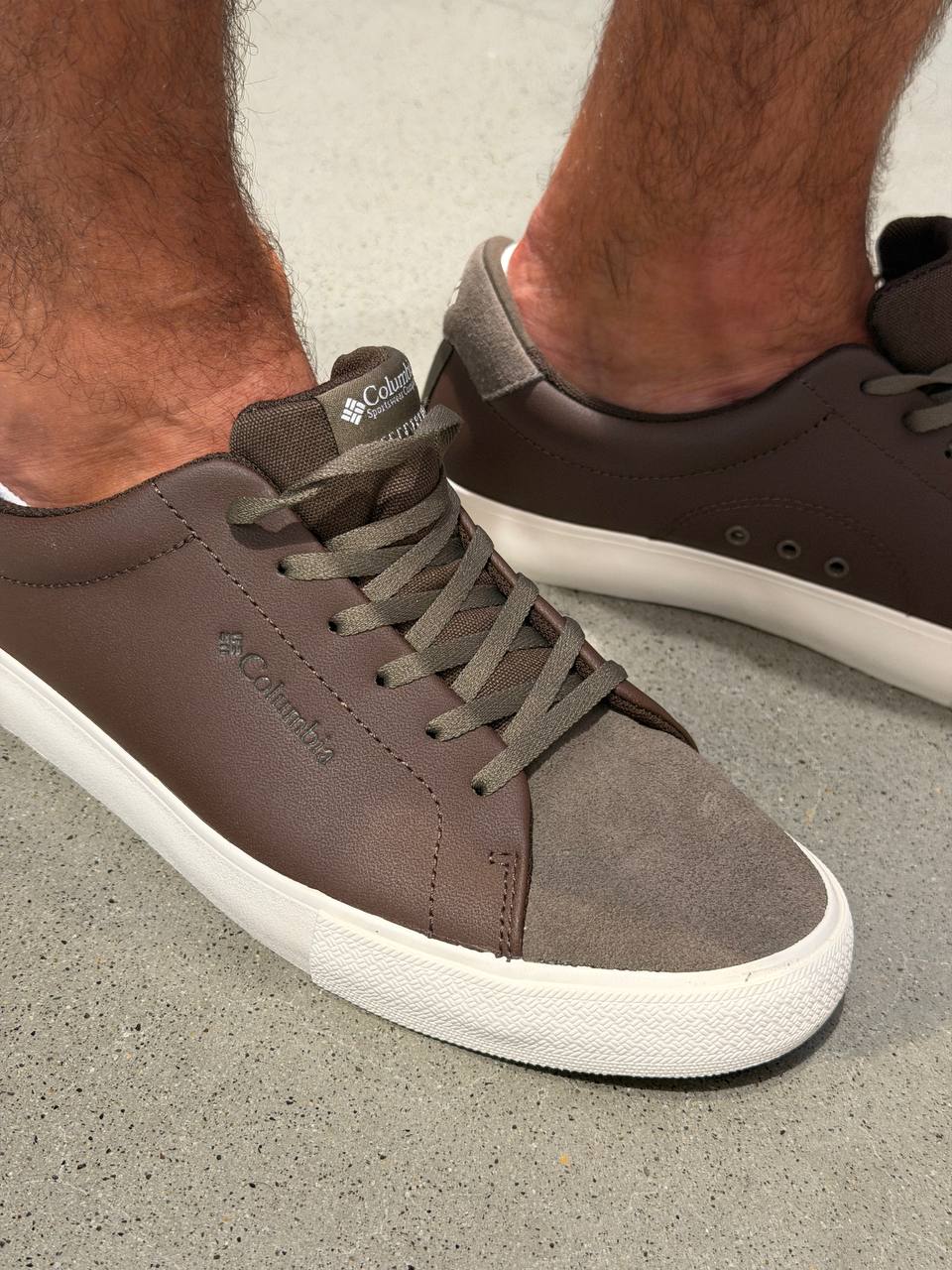 COLUMBIA 🏷️ 53$