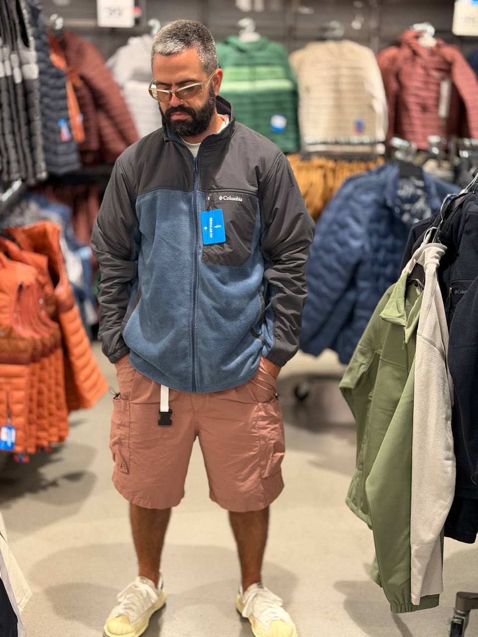 COLUMBIA 🏷️ 52$