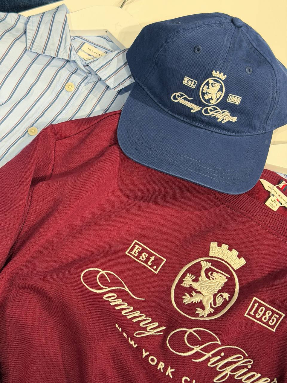 TOMMY HILFIGER