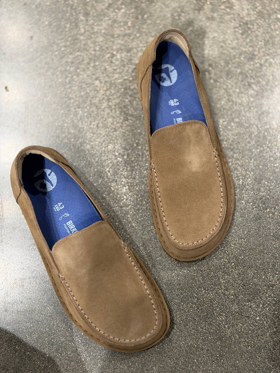 BIRKENSTOCK 🏷️ 112$