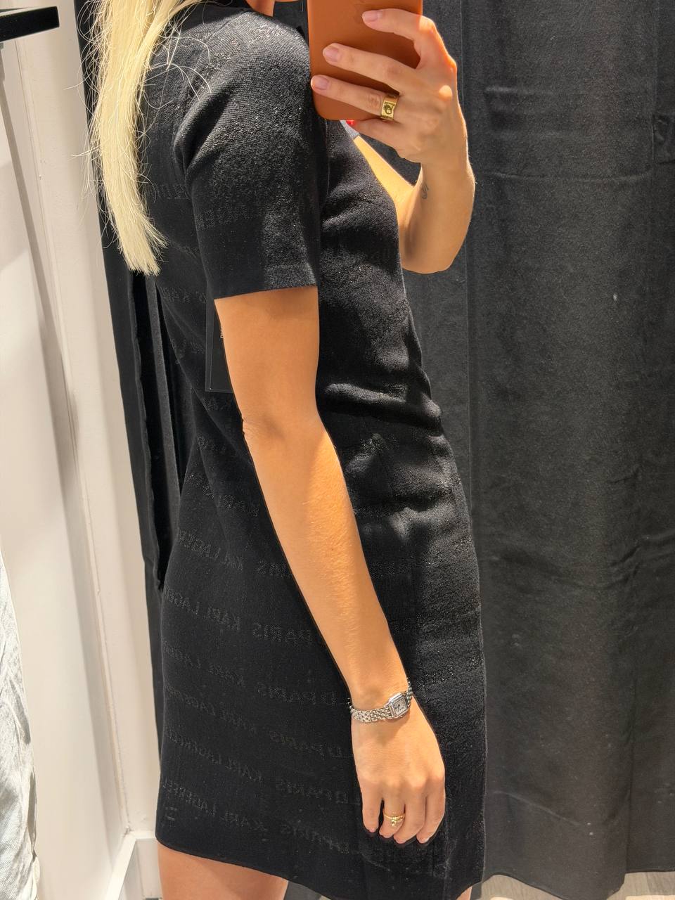 KARL LAGERFELD 🏷️ 92$