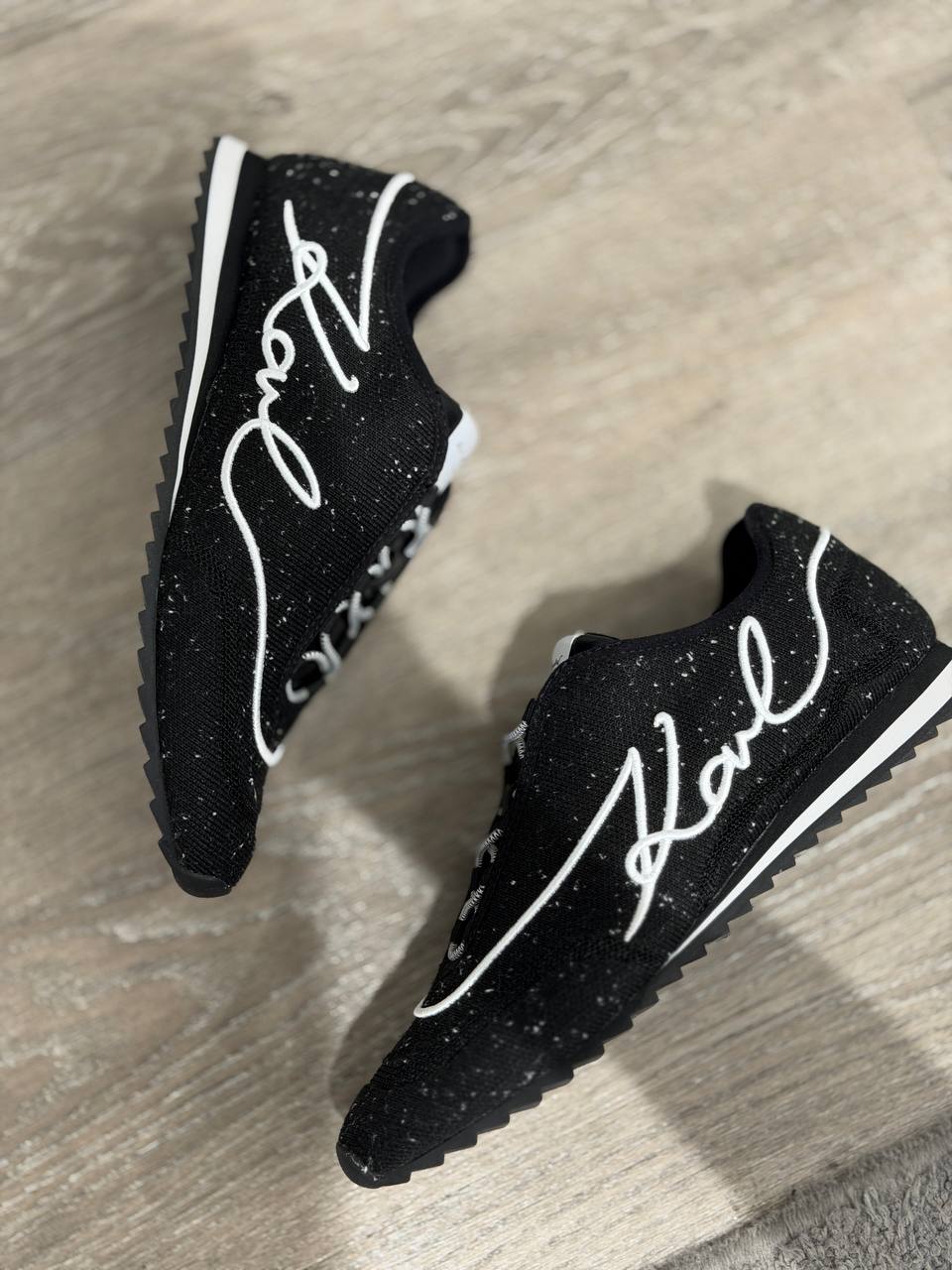 KARL LAGERFELD 🏷️ 110$