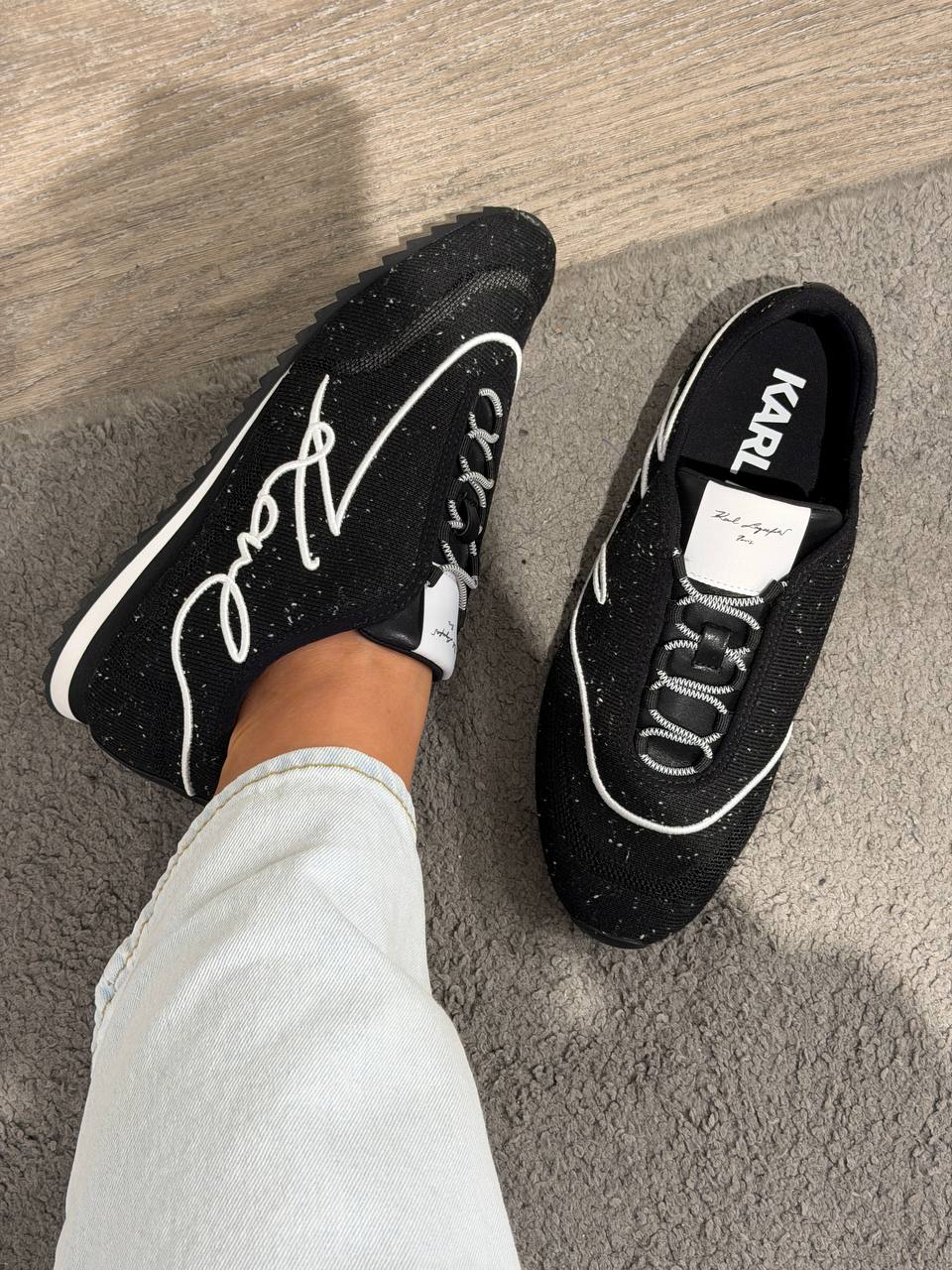 KARL LAGERFELD 🏷️ 110$
