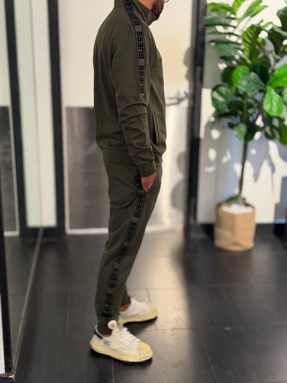 GUESS