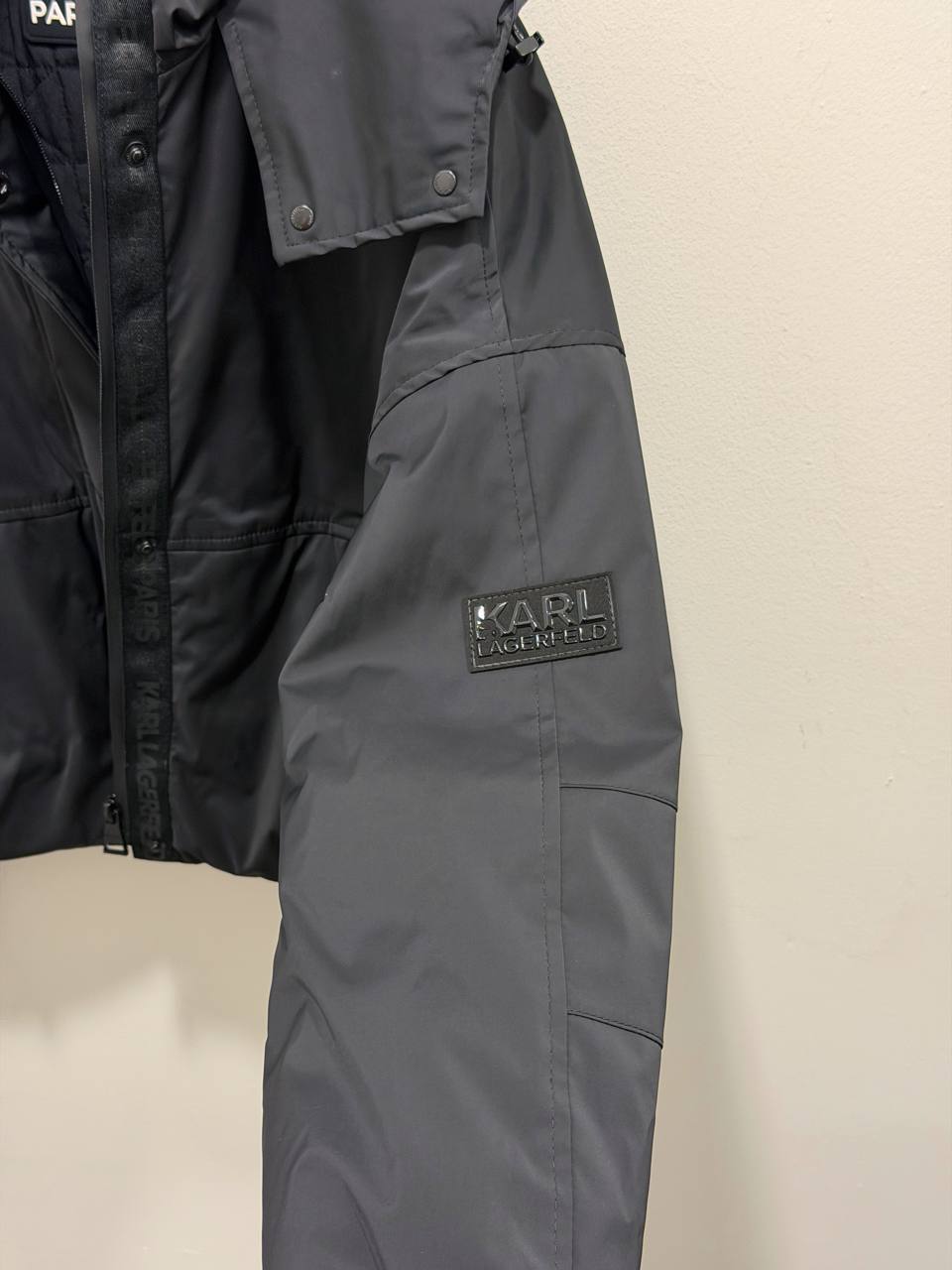 KARL LAGERFELD 🏷️81$