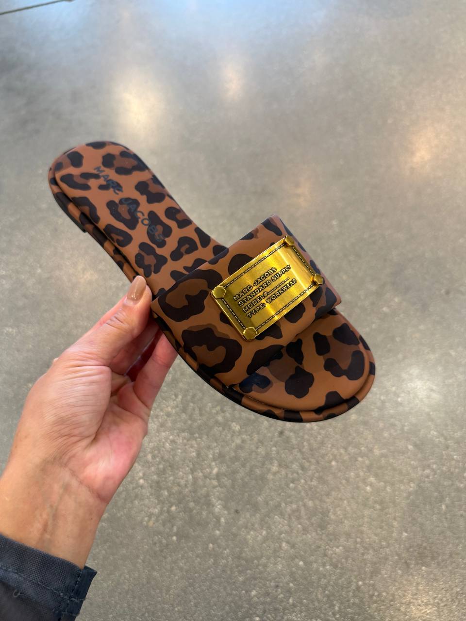 MARC JACOBS