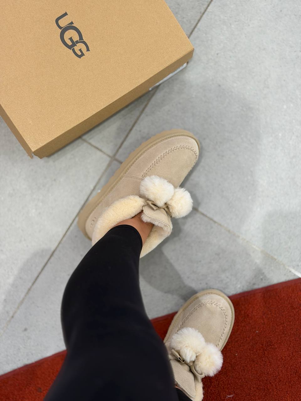 UGG 🏷️ 122$