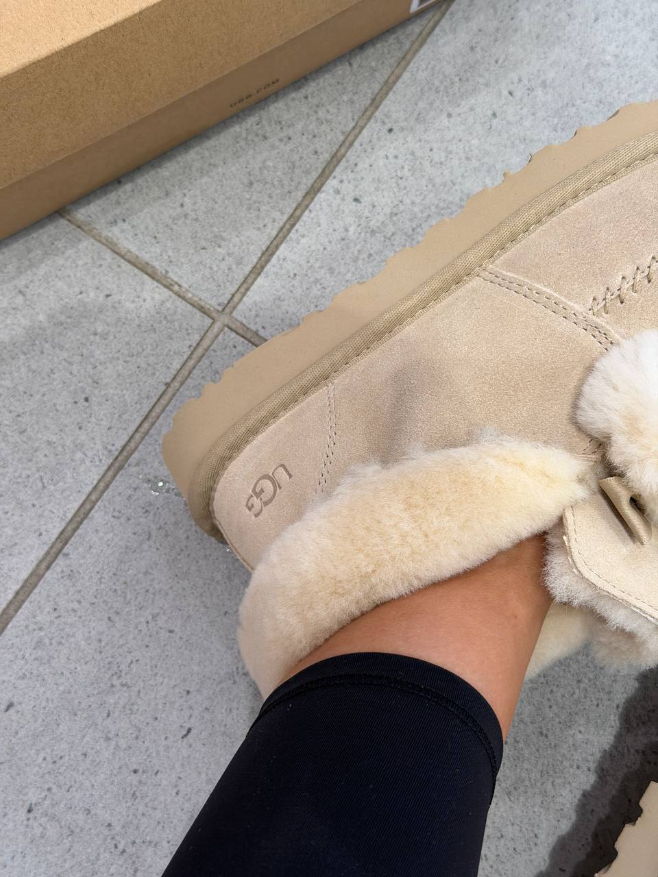 UGG 🏷️ 122$