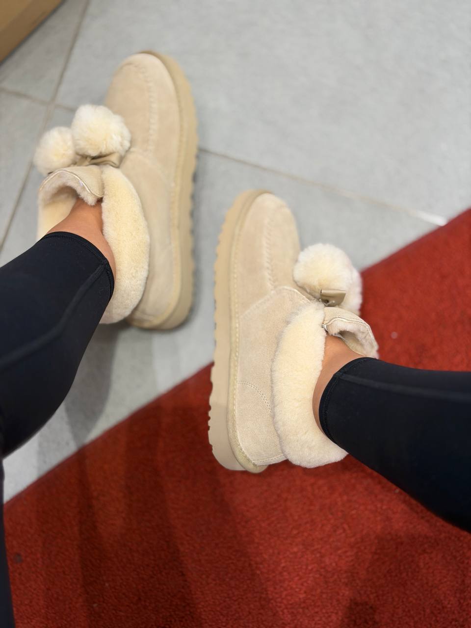 UGG 🏷️ 122$