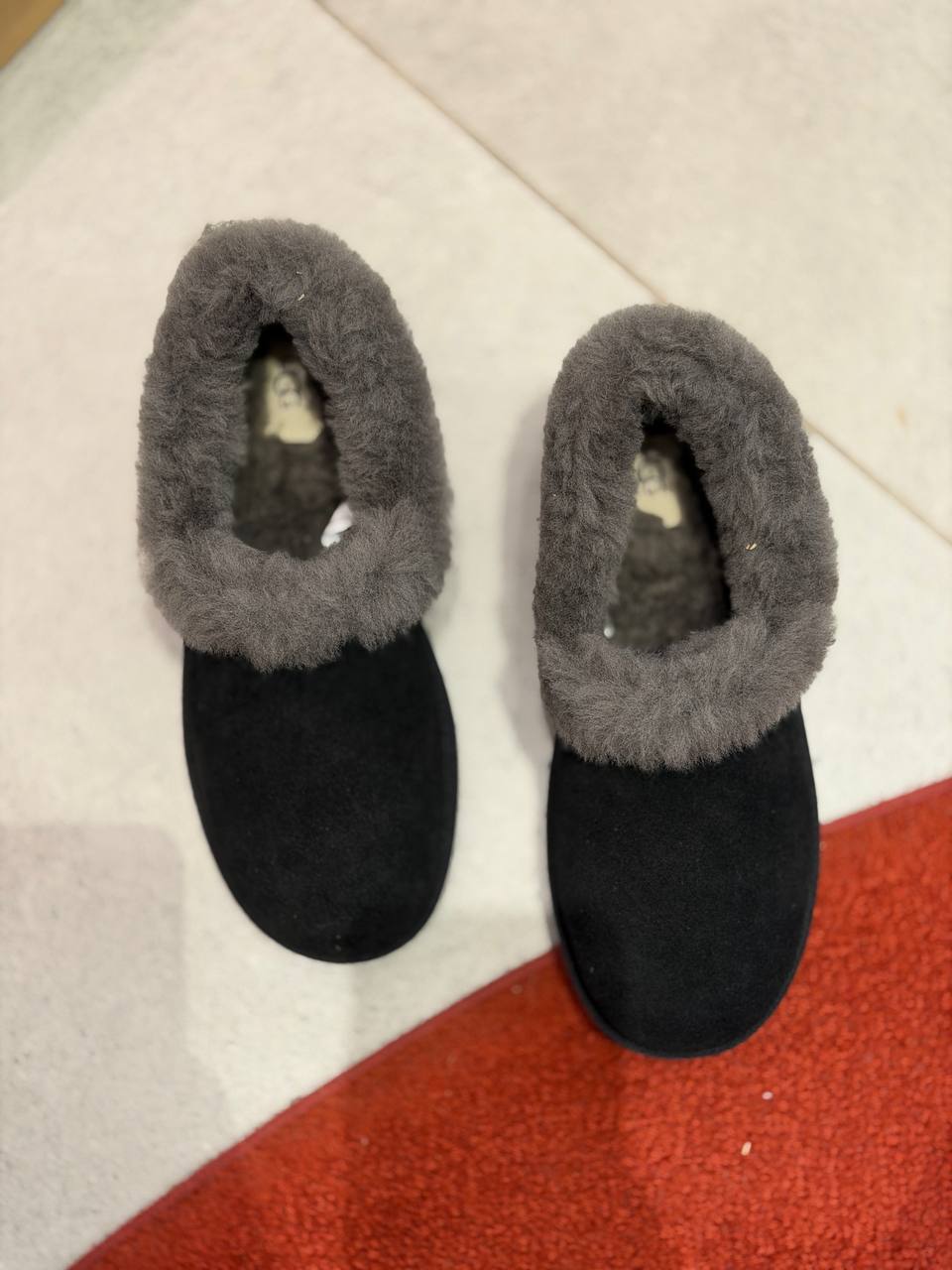 UGG 🏷️ 120$