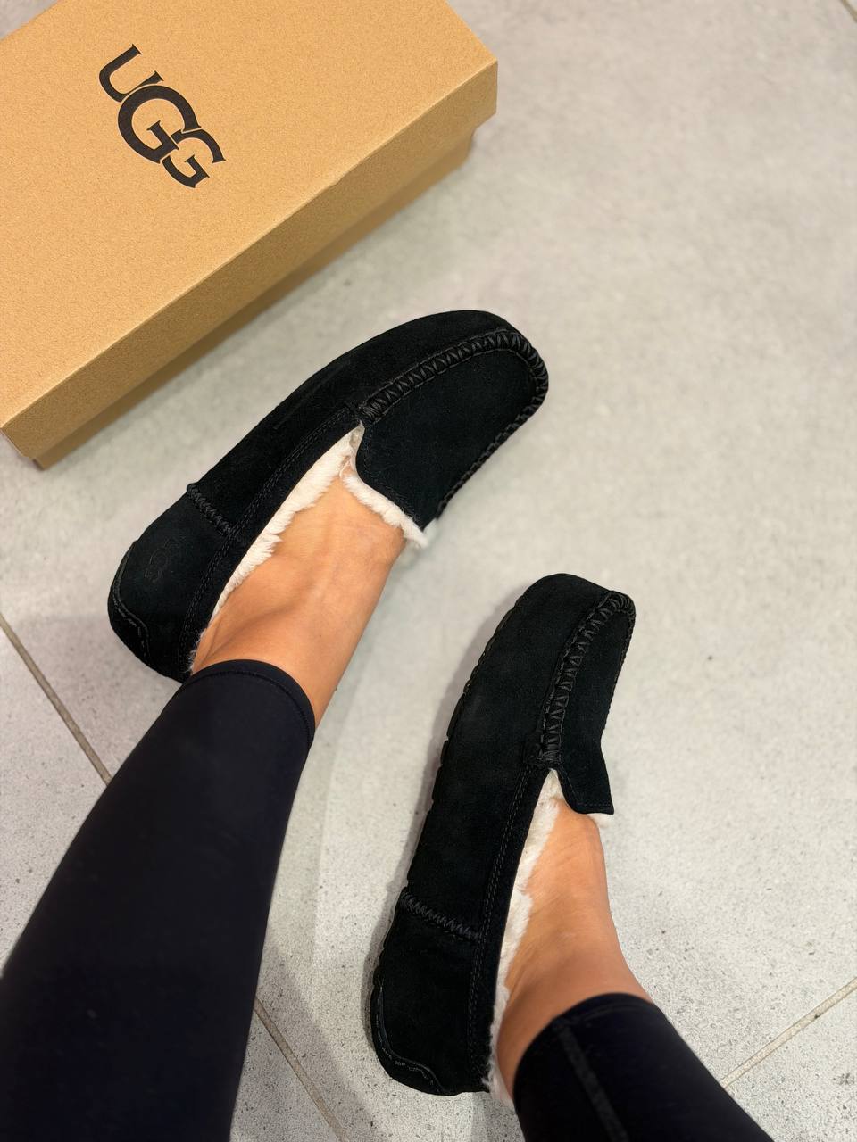 UGG 🏷️ 112$
