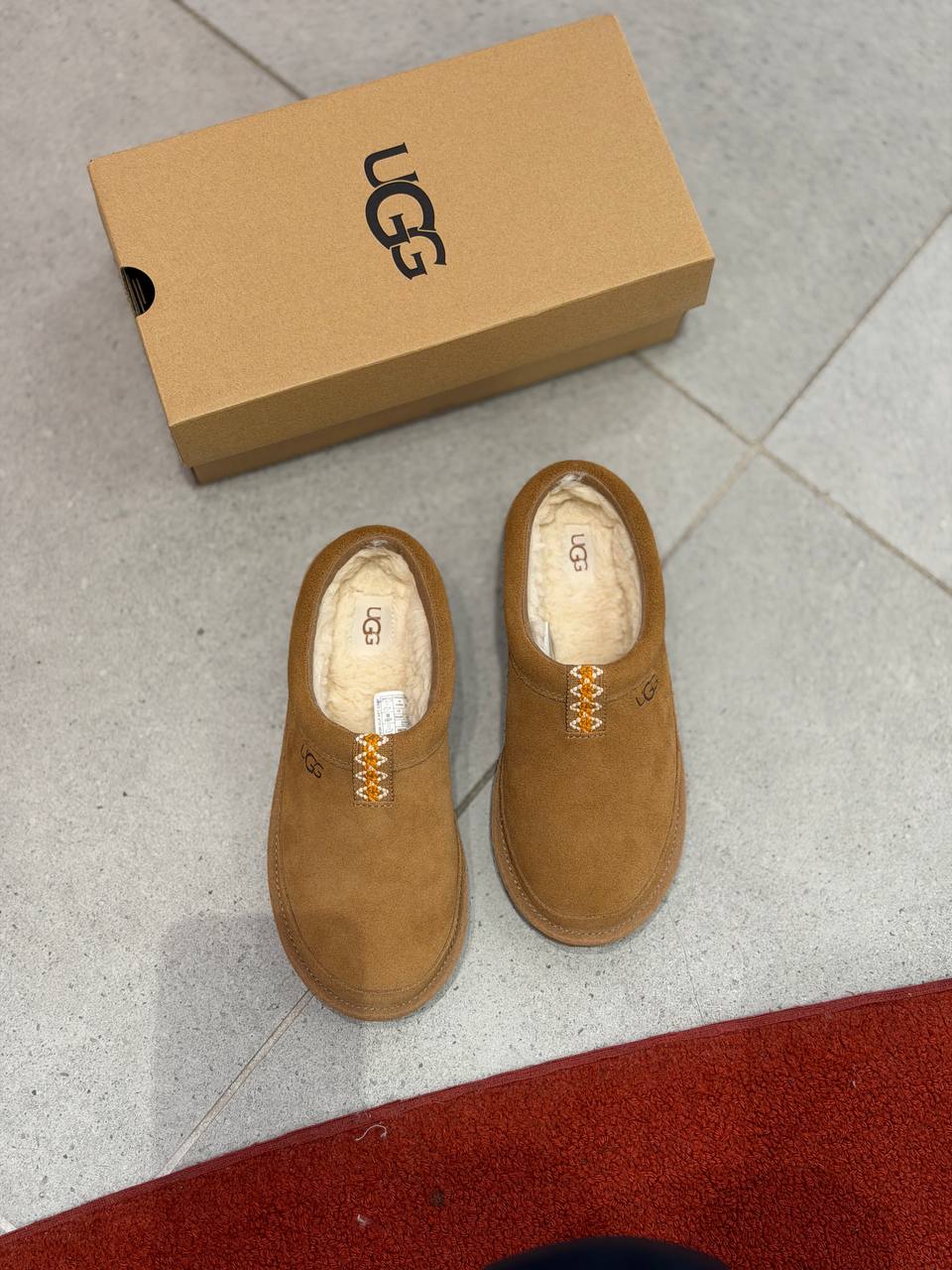 UGG 🏷️ 130$
