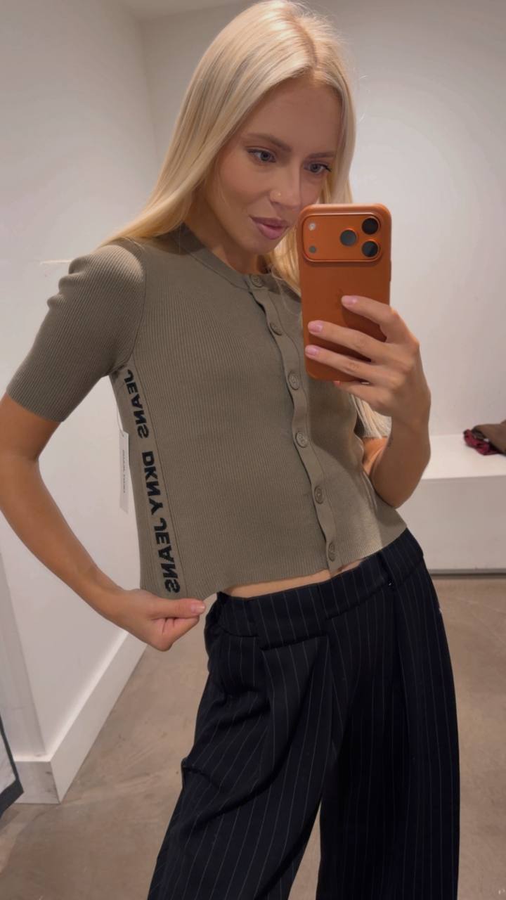 DKNY