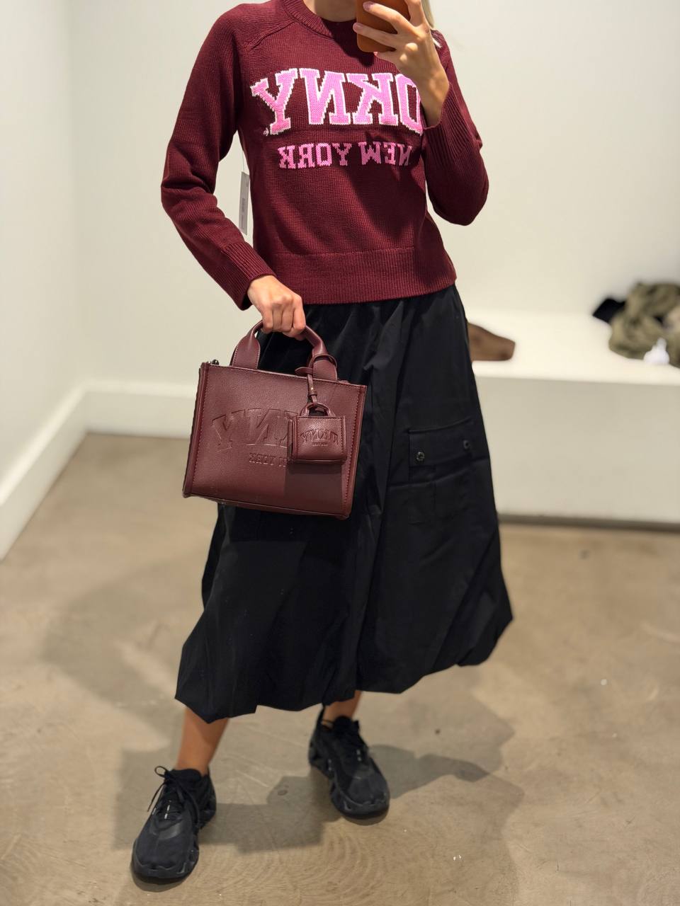 DKNY
