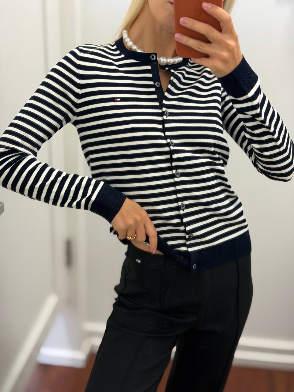 TOMMY HILFIGER