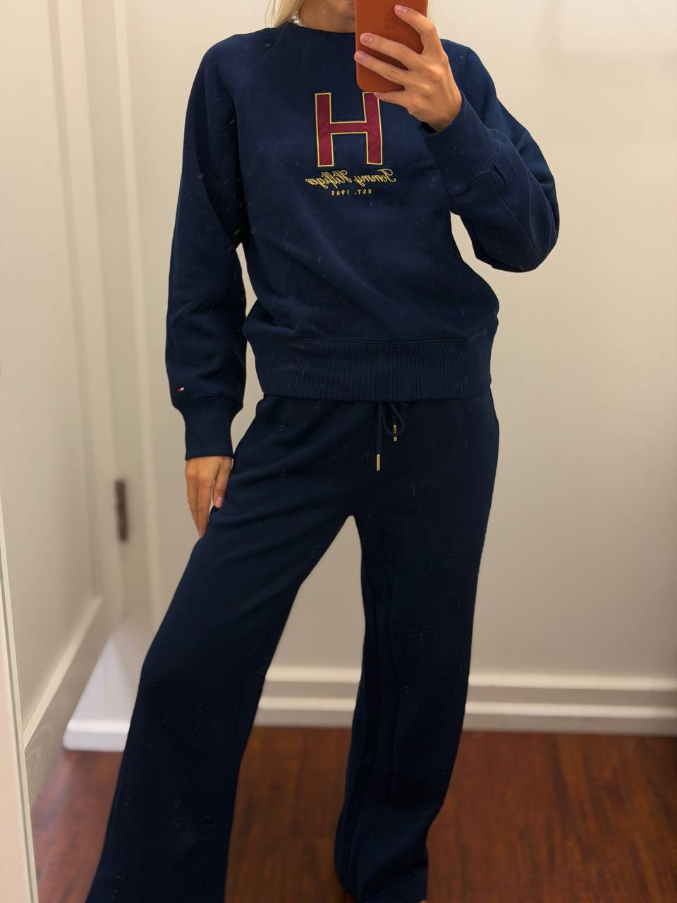 TOMMY HILFIGER