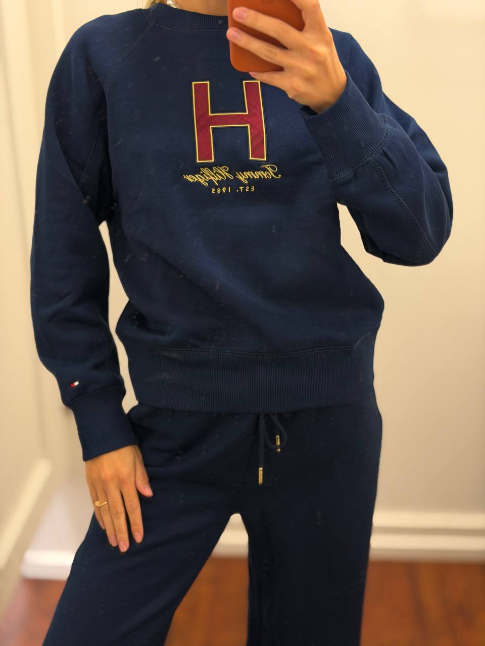 TOMMY HILFIGER