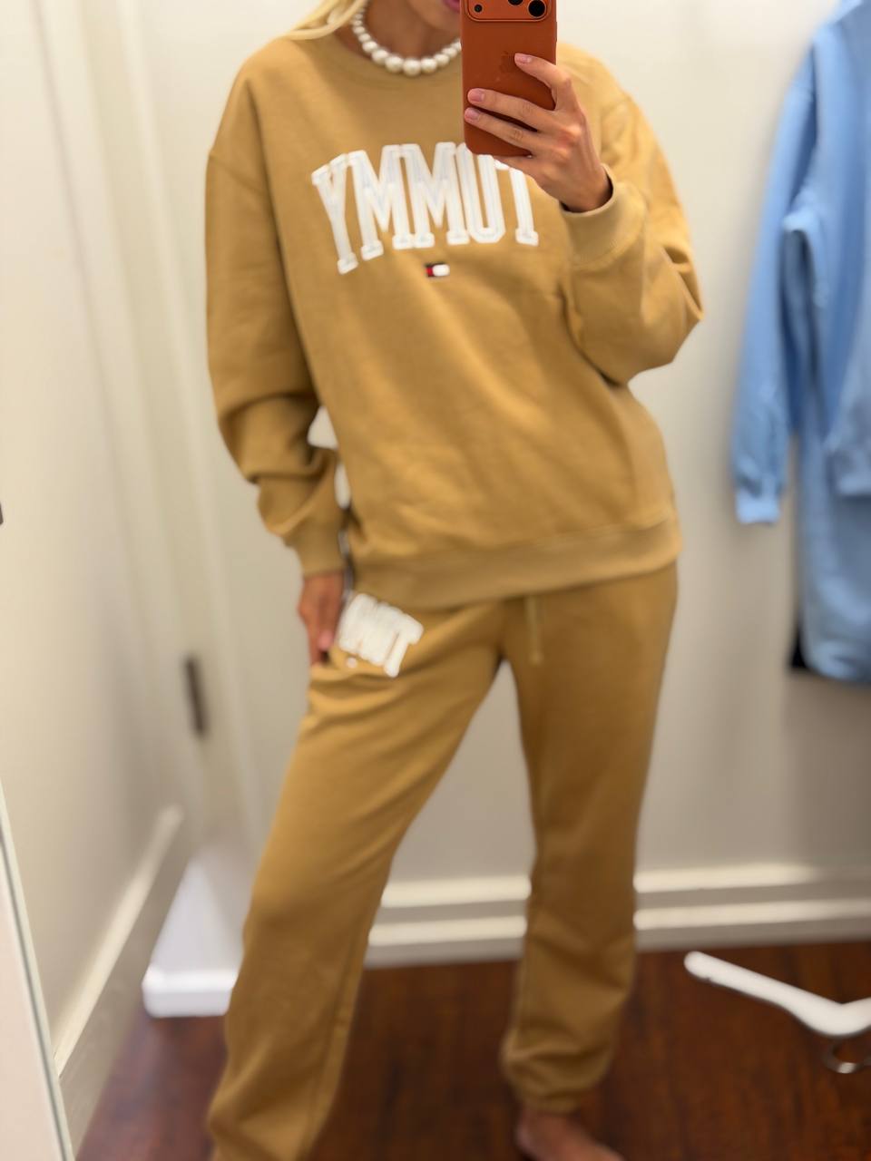 TOMMY HILFIGER