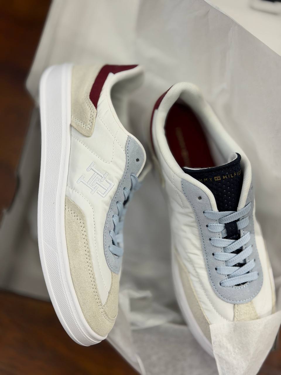 TOMMY HILFIGER 🏷️ 50$
