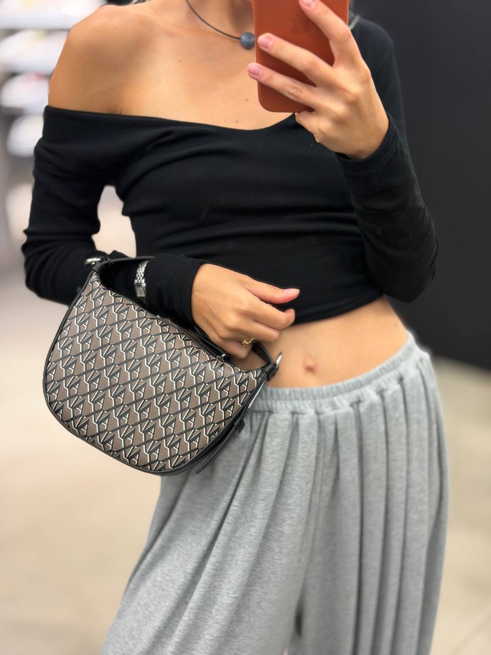 ARMANI EXCHANGE