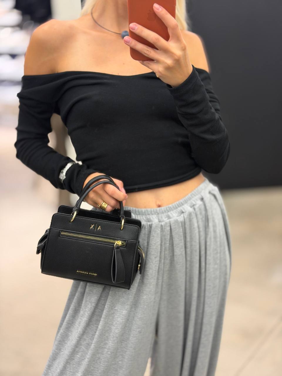 ARMANI EXCHANGE 🏷️ 88$