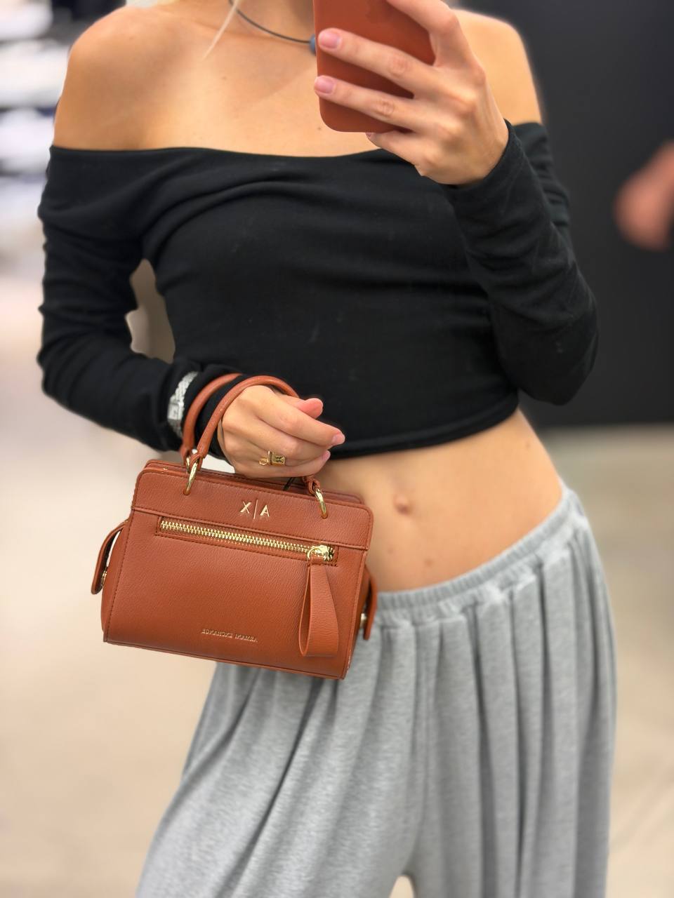 ARMANI EXCHANGE 🏷️ 88$