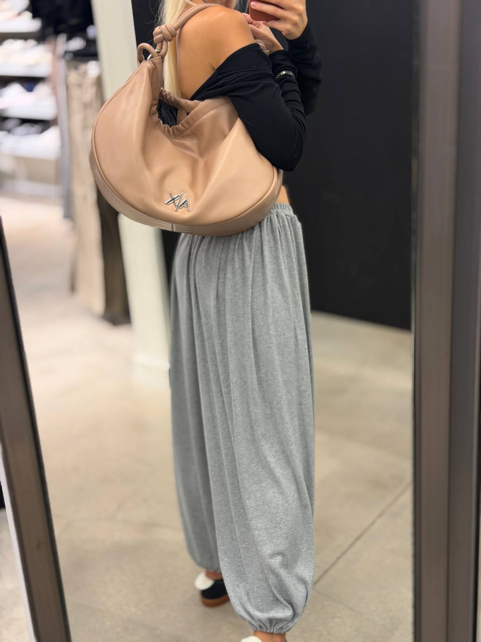 ARMANI EXCHANGE 🏷️ 92$