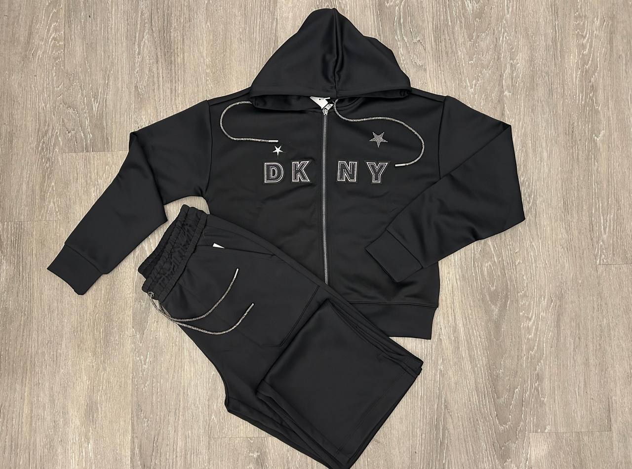 DKNY костюм 🏷️ 113$