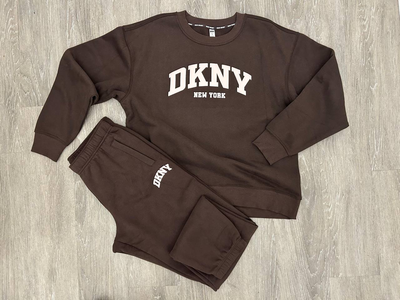 DKNY костюм 🏷️ 80$