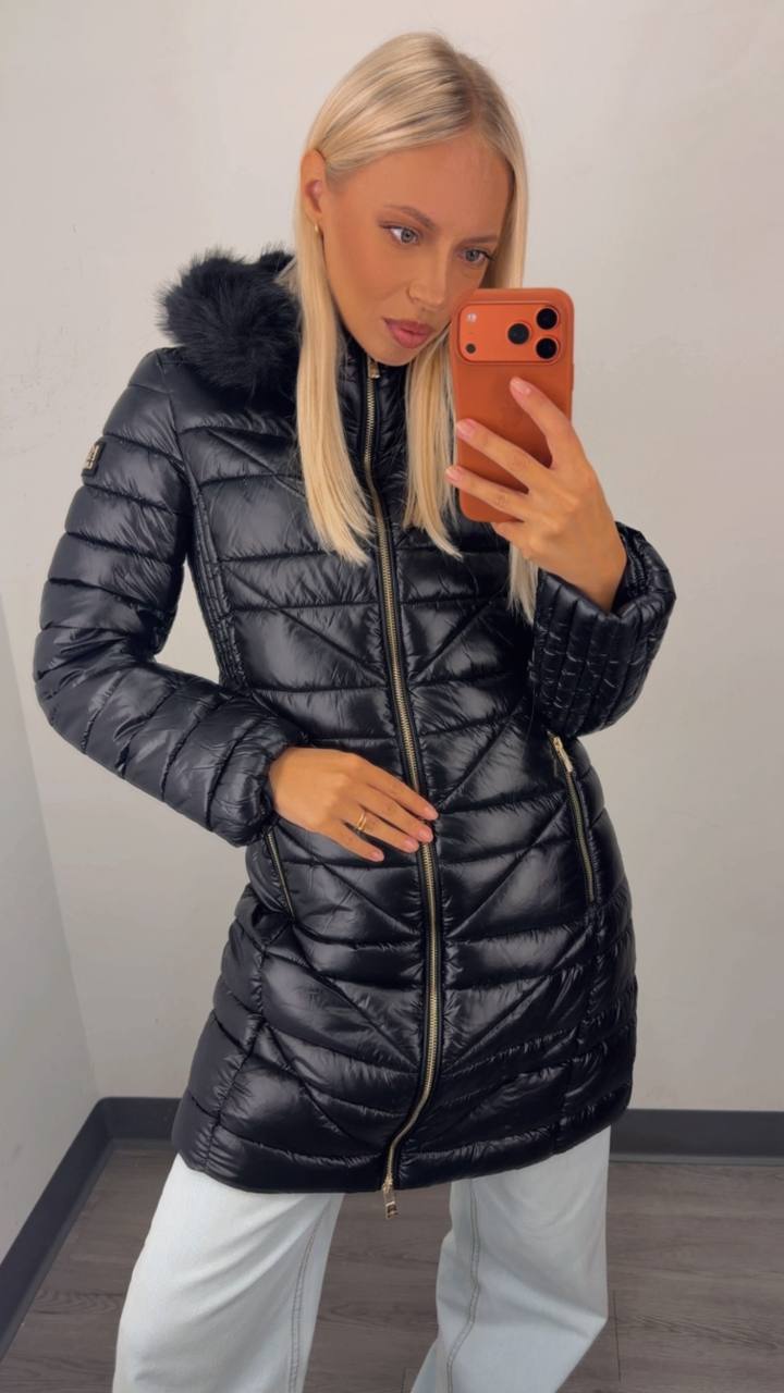 KARL LAGERFELD 🏷️ 81$