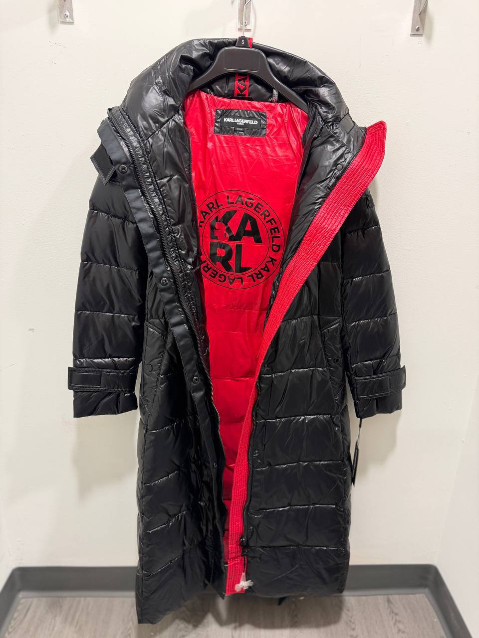 KARL LAGERFELD 🏷️ 112$