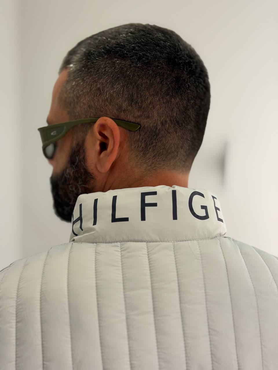 TOMMY HILFIGER 🏷️ 61$