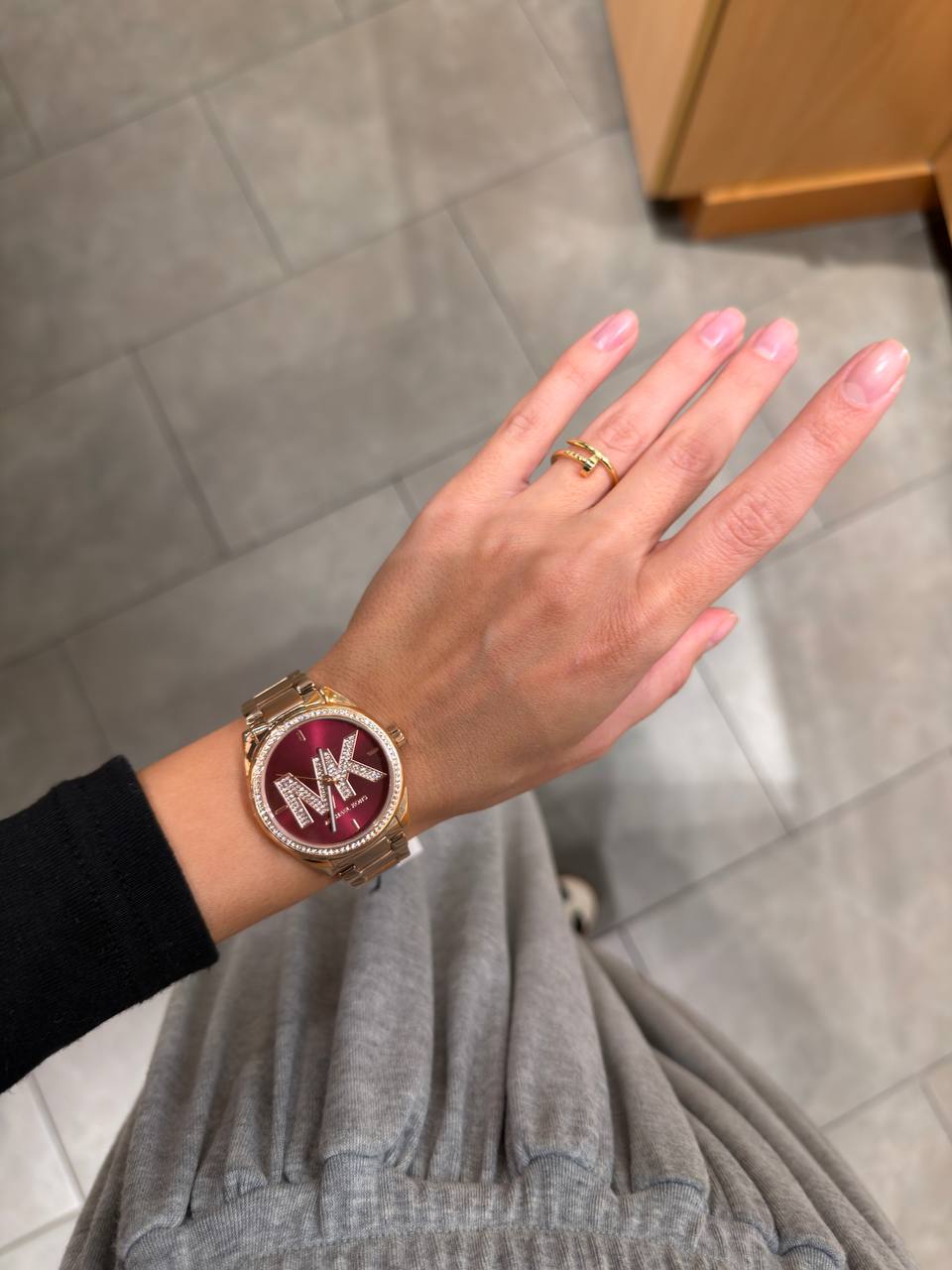 MICHAEL KORS 🏷️ 85$