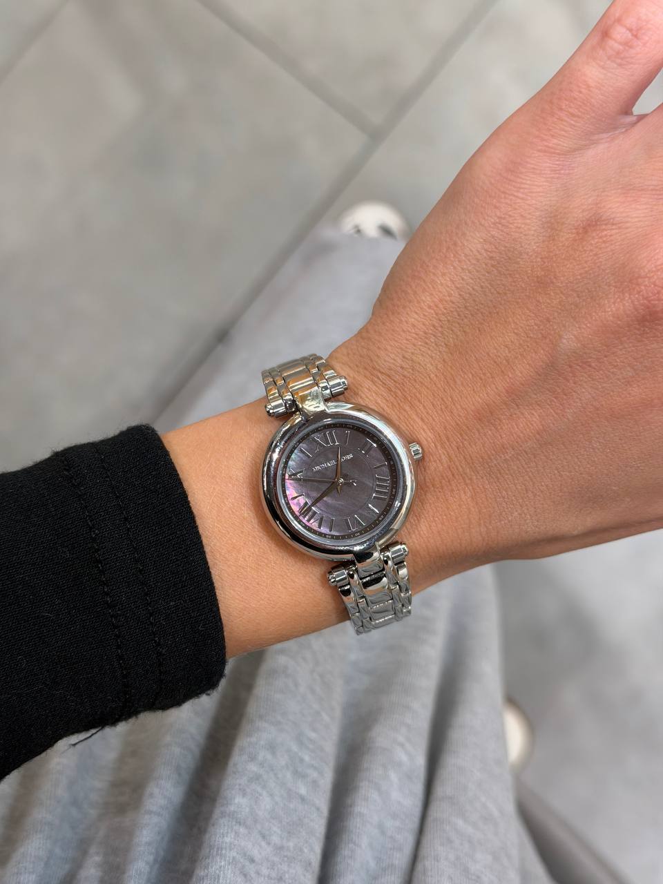 MICHAEL KORS 🏷️ 85$