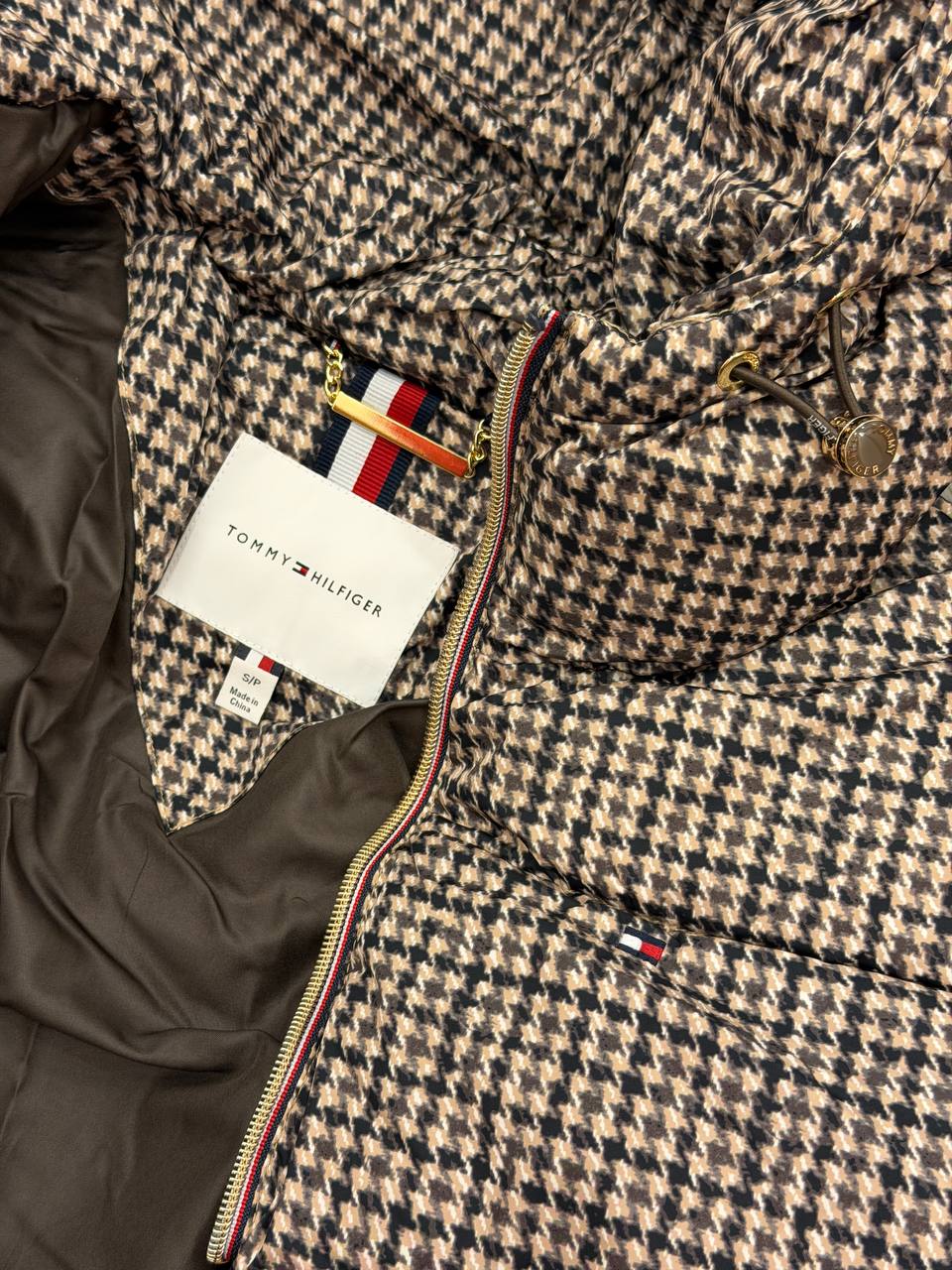 TOMMY HILFIGER 🏷️ 90$