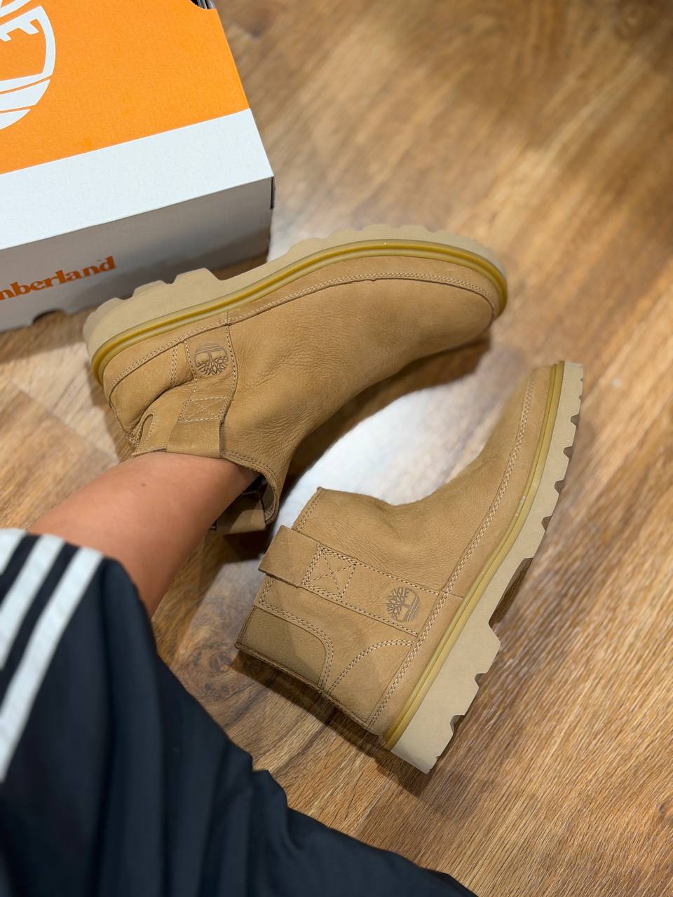 TIMBERLAND 🏷️ 100$