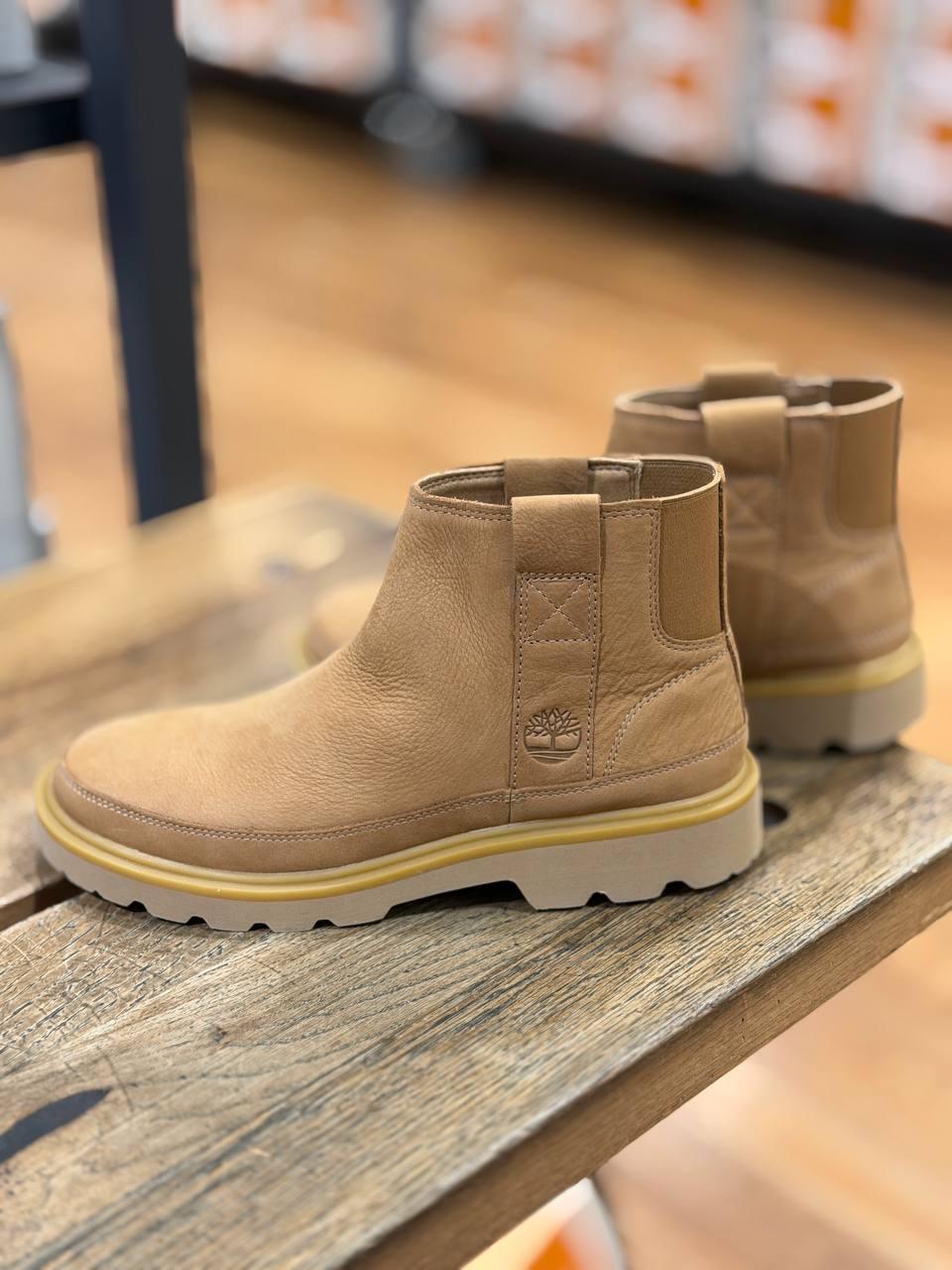 TIMBERLAND 🏷️ 100$