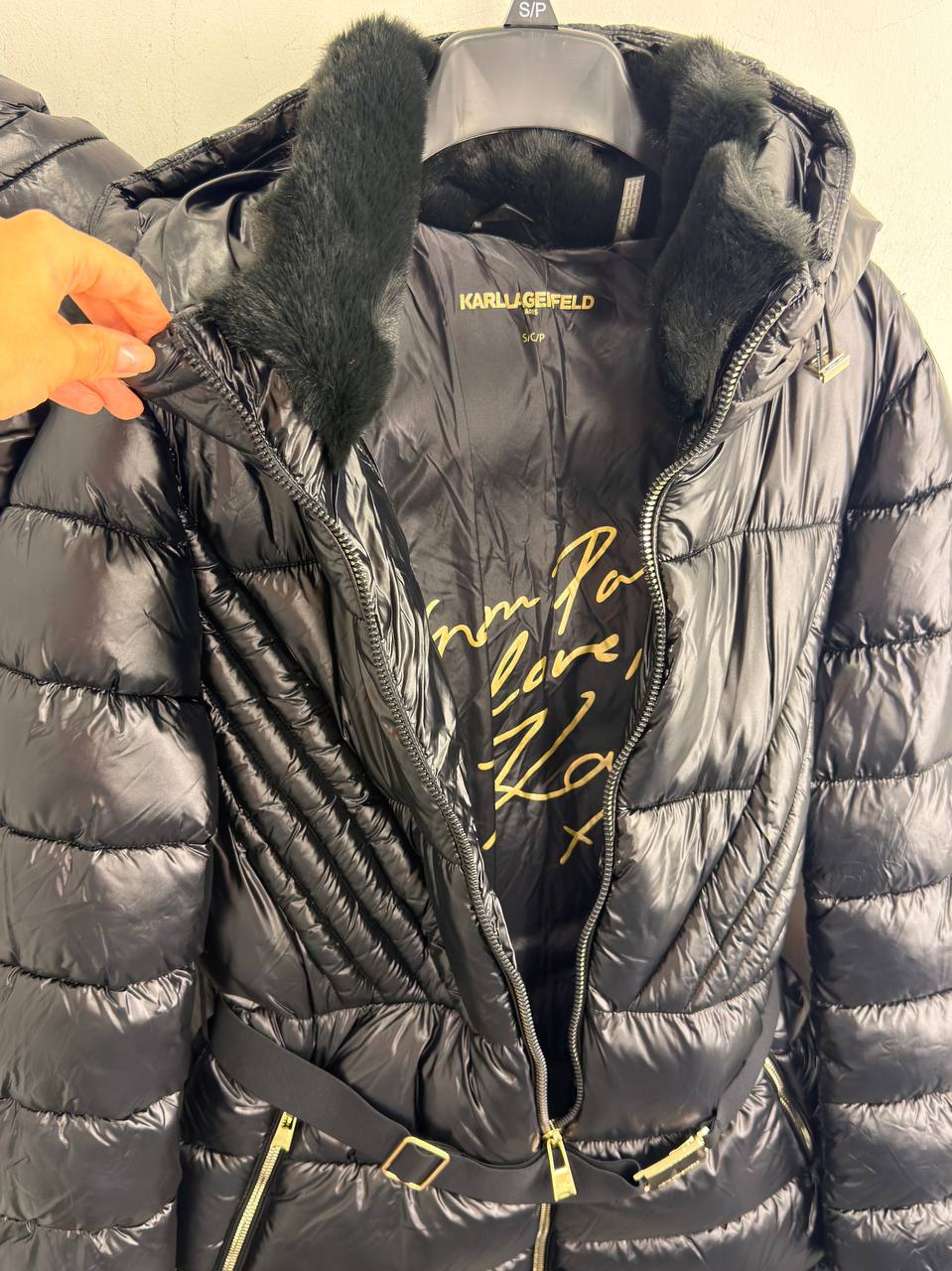 KARL LAGERFELD 🏷️ 111$