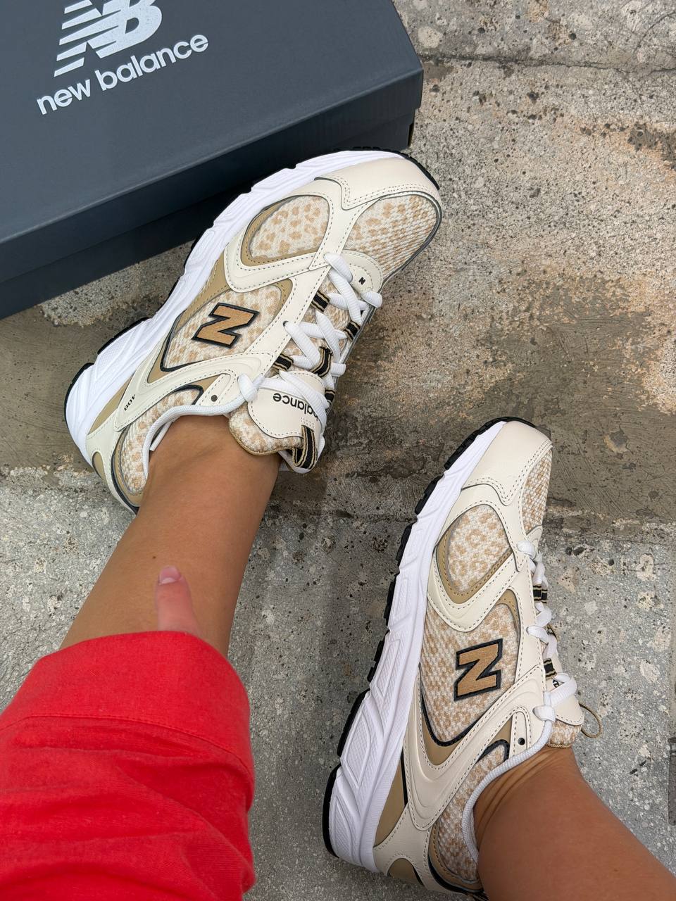 NEW BALANCE 🏷️ 84$