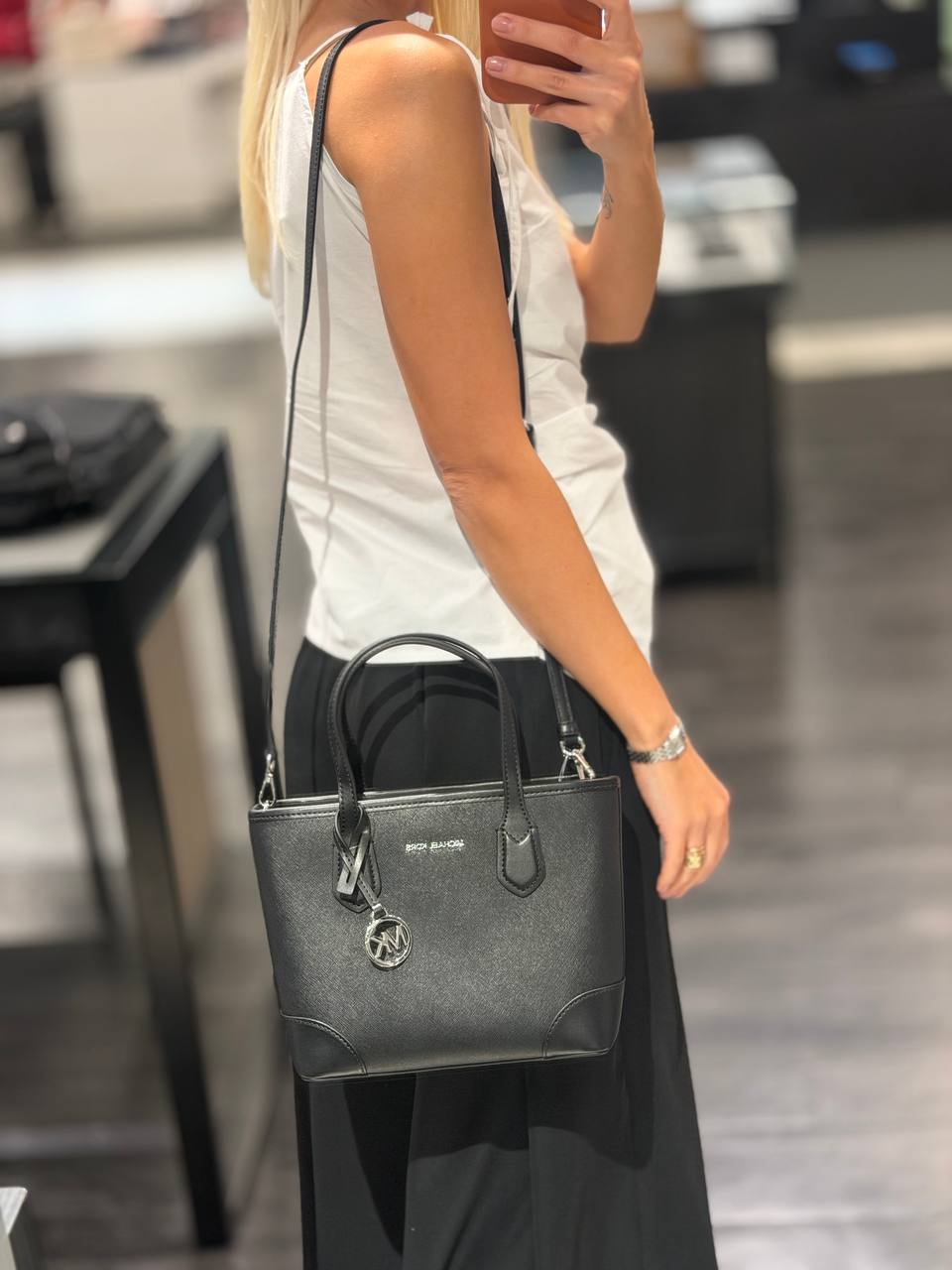 MICHAEL KORS 🏷️ 83$