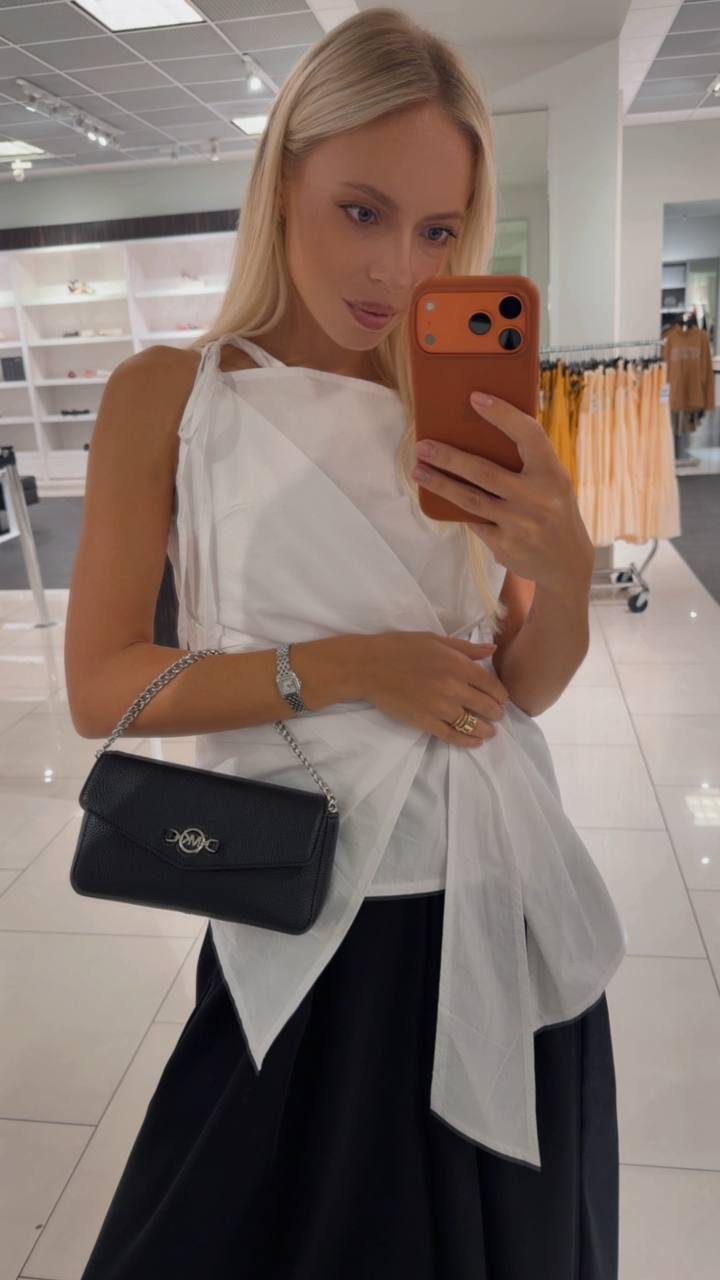 MICHAEL KORS 🏷️ 83$