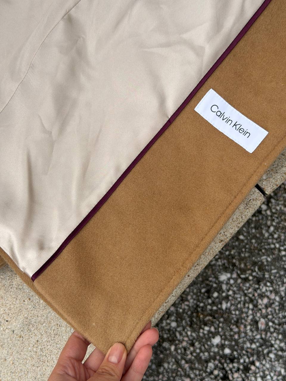 CALVIN KLEIN 🏷️ 45$