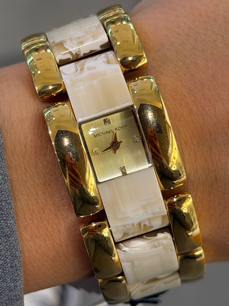 MICHAEL KORS 🏷️ 148$ (в коробке магазина)