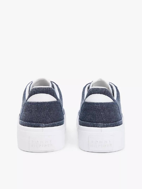 Tommy Hilfiger 🇺🇸