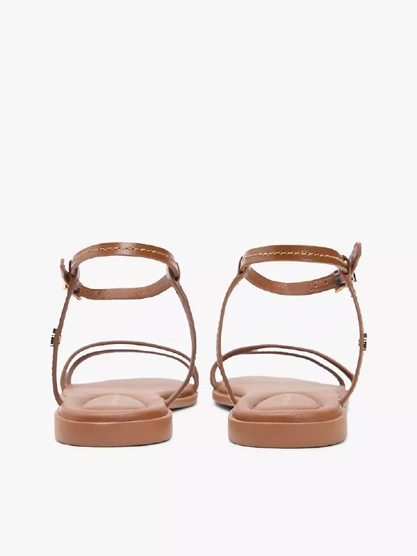 Tommy Hilfiger 🇺🇸