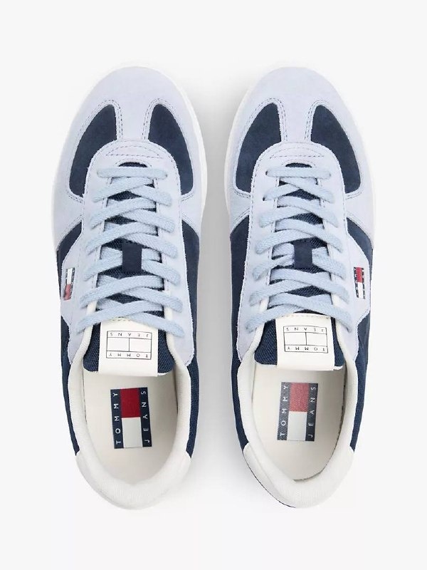 Tommy Hilfiger 🇺🇸